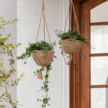 Load image into Gallery viewer, Seagrass Brown hanging Pot - 9 Inch